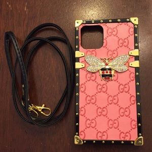 Gucci bee iPhone case 11/12